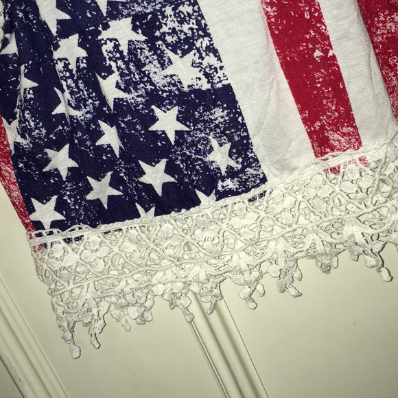 ✨Women’s crop top size L - Picture 3 of 3